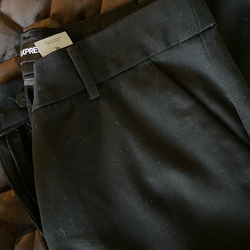 EXPRESS—-Beautiful black trouser.